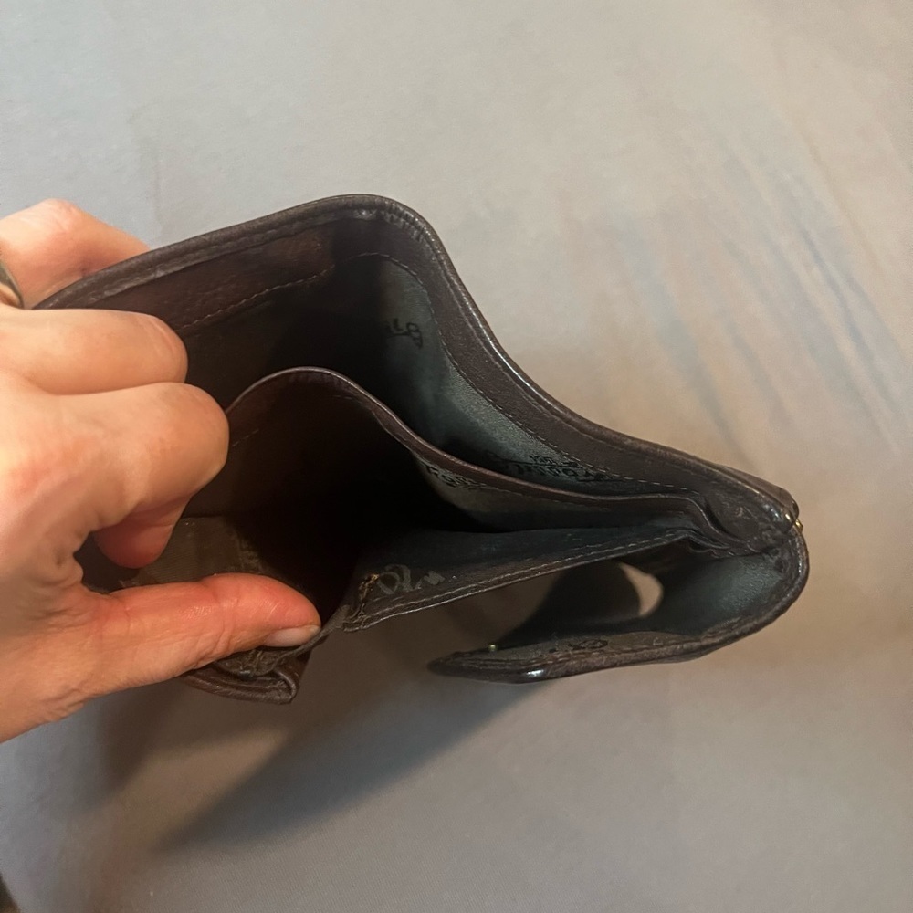 FOSSIL Wallet. Brown leather. Used but in good condition. - Picture 8 of 12